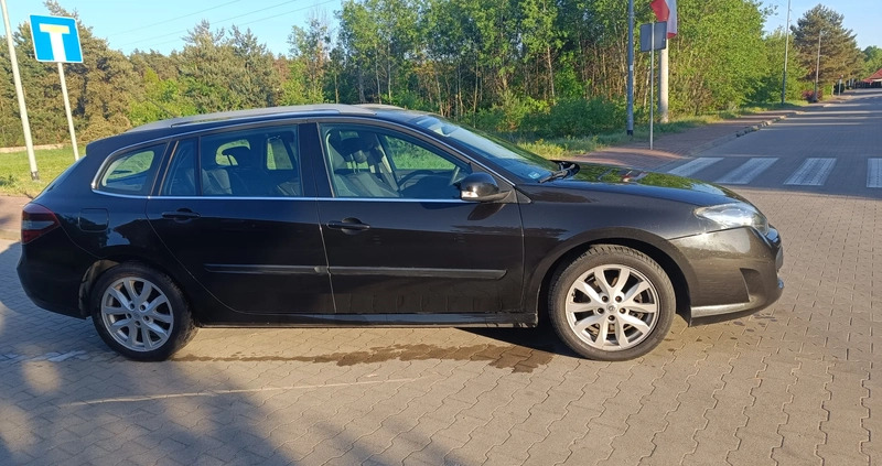 Renault Laguna cena 23000 przebieg: 232000, rok produkcji 2009 z Drezdenko małe 92